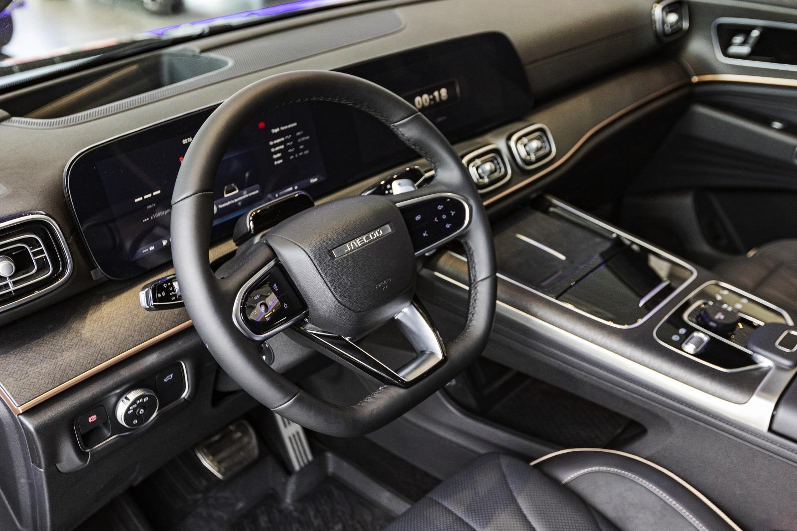 Фото Решительный, смелый – знакомьтесь с флагманом марки JAECOO – интелектуальным кроссовером JAECOO J8 2